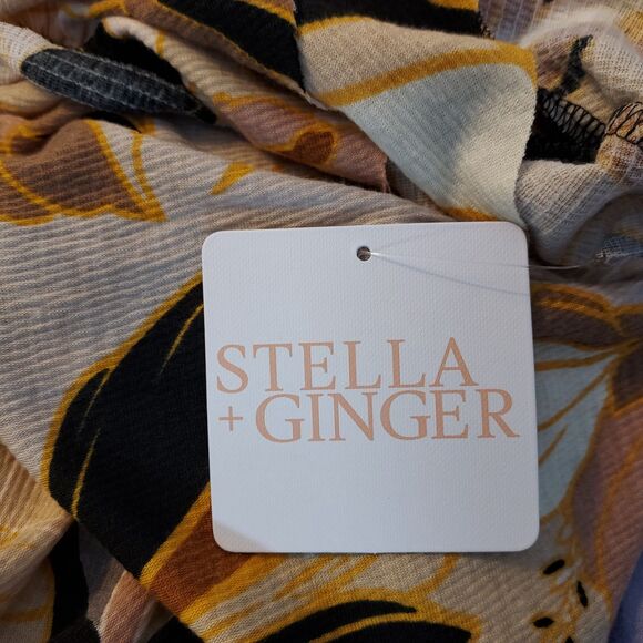 Stella + Ginger Shirt Top Ruffled Short Sleeve Stretch Floral Womens Large NWT - Picture 9 of 15